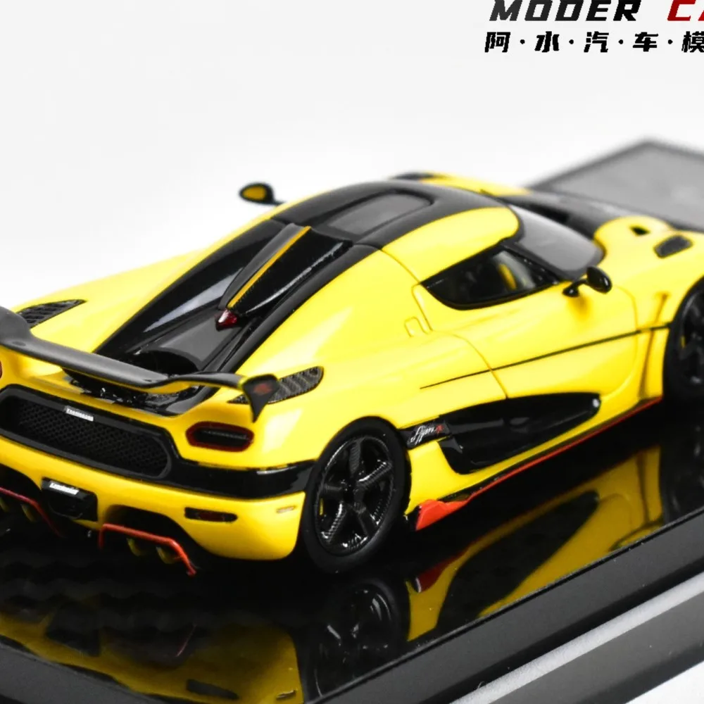 

GRYNING 1:64 Souvenir Agera RS1 Giftable Resin Diecast Model Car