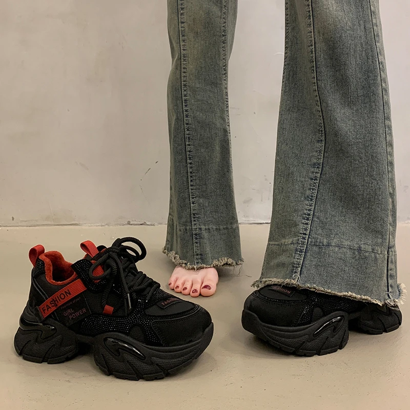 المرأة أحذية رياضية سميكة سوليد تنفس شبكة منصة أحذية رياضية المرأة أزياء من الدانتل حتى سميكة سوليد عارضة المرأة 2026 #1