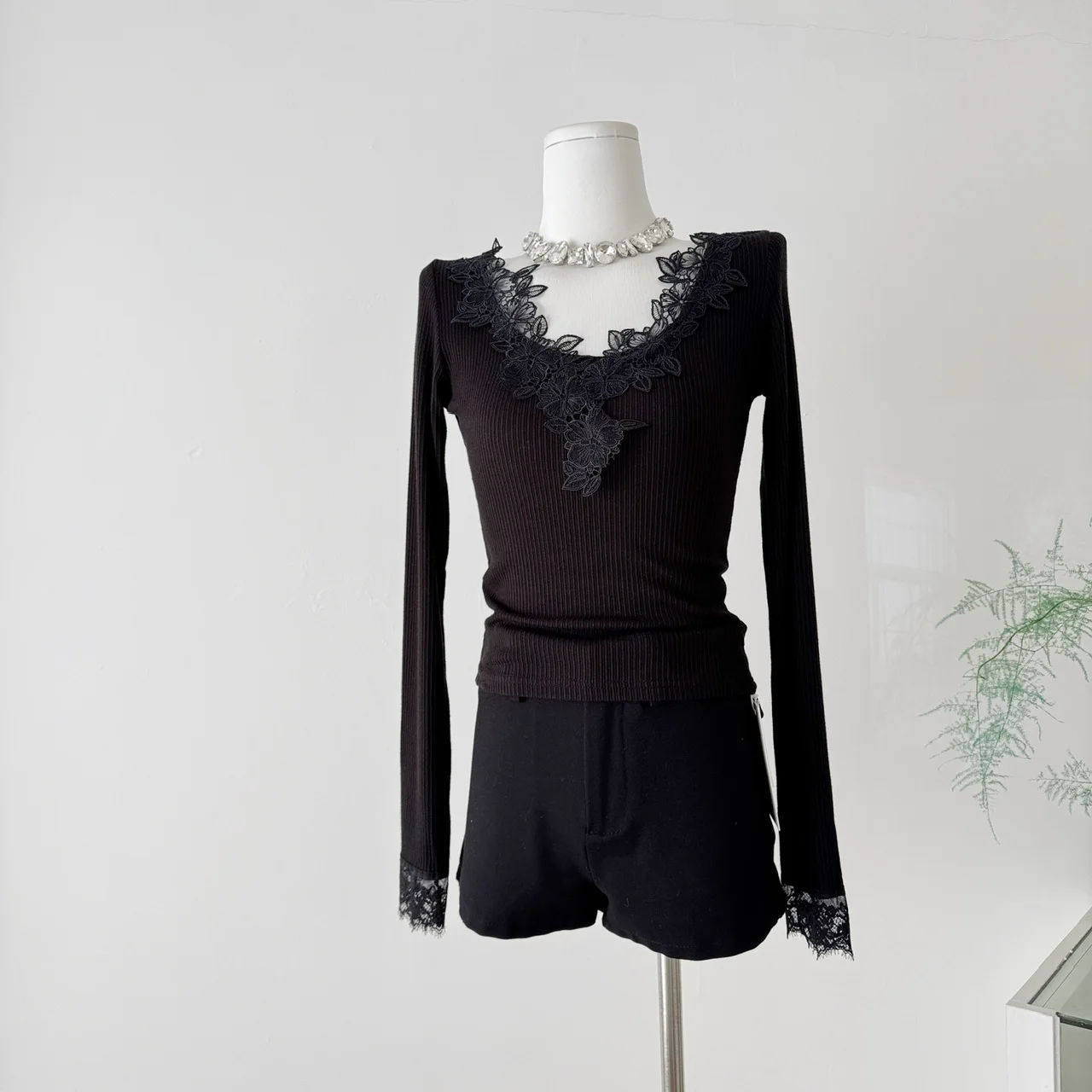 

Lace Patchwork Long Sleeve Knitted Base Layer Top Women's Autumn Winter Sweet Inner Sweater Cropped Wool Pullovers F305