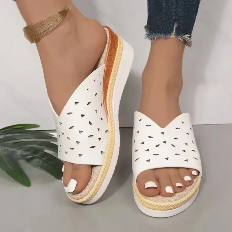 Pantoufles compensées pour femmes, chaussures d'été Peep Parker, sandales diapositives mode, pantoufles à plateforme décontractées, sandales à rabat pour femmes