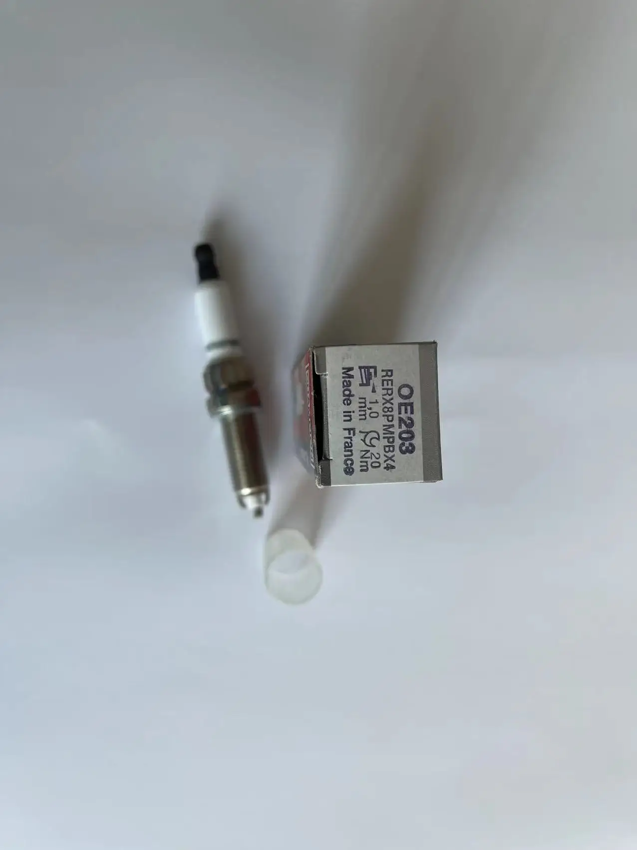 Свеча зажигания Champion RERX8PMPBX4 OE203 для PSA 1,4/1.6VTI Свеча зажигания Champion RERX8PMPBX4 OE203 для PSA 1,4/1.6VTI