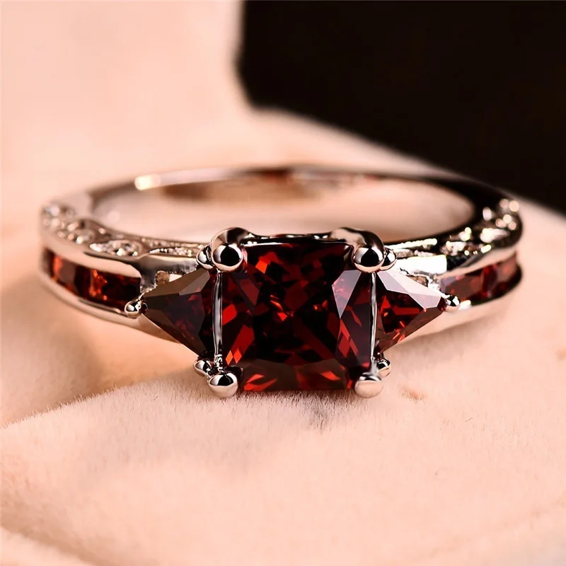 2025 New Fashionable Women's Silver Plated Princess Cut Square Stone Red Engagement Ring Women Jewelry Gifts