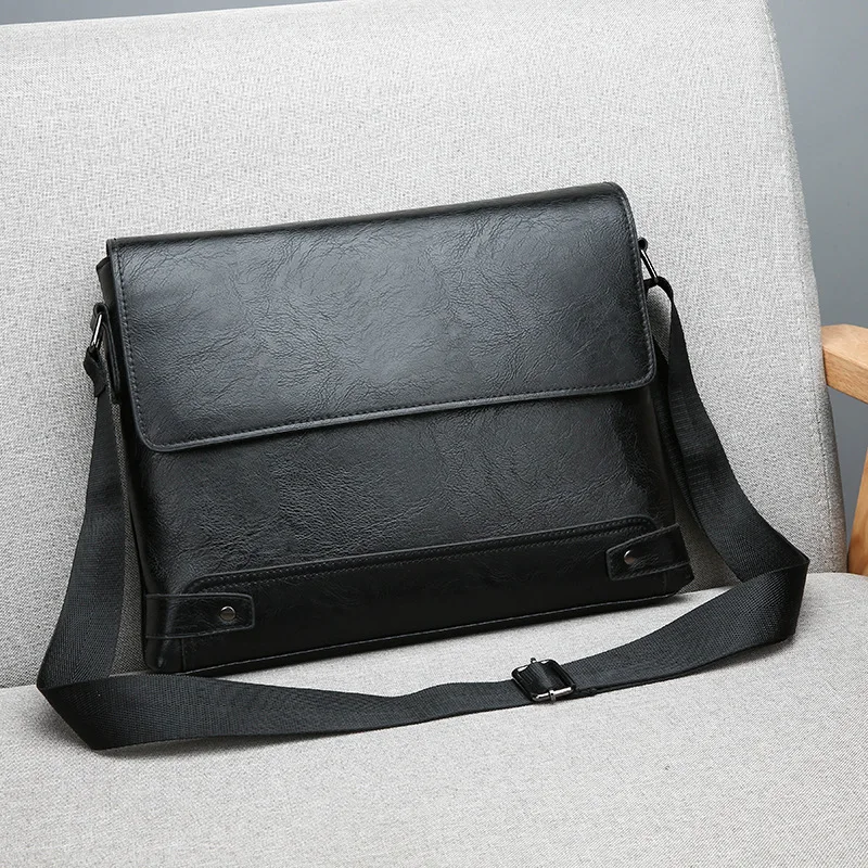 Vintage Flap Men Crossbody Shoulder Bag Leather Satchel Notebook Bag Adjustable Strap for Work Commute Outdoor Daily Use