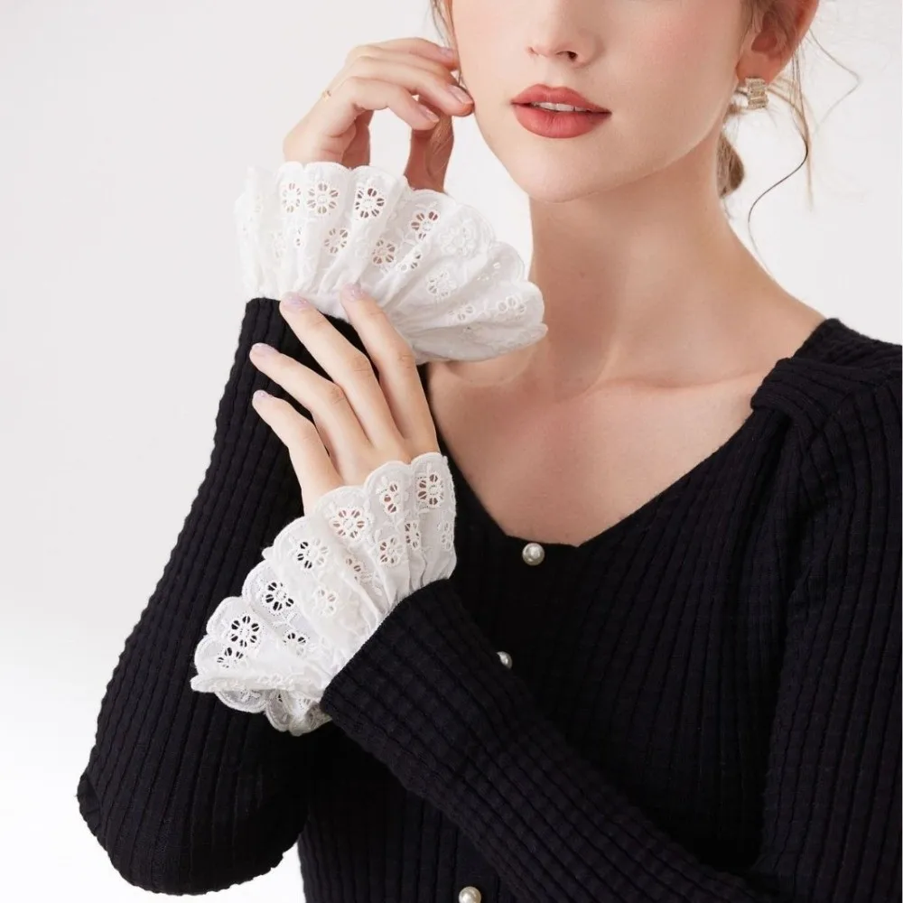 

Fashion French Style Lace Sleeve Hollow Out Clothing Decoration Fake Flared Sleeves Hollow Lace Cuffs Women