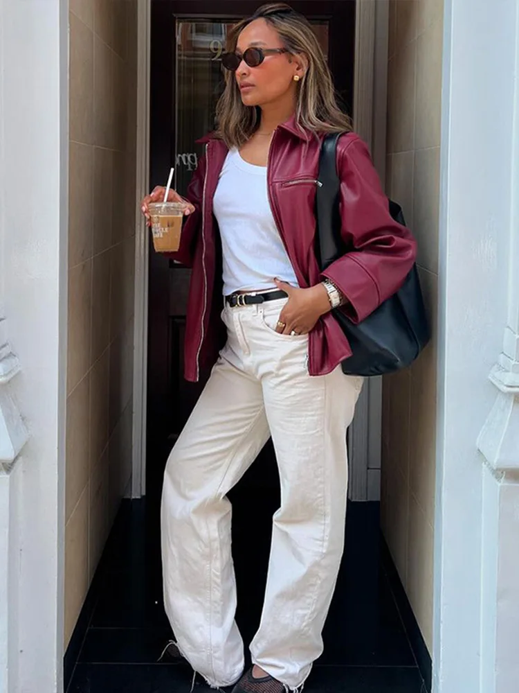 سترة نسائية من الجلد باللون الأحمر والنبيذ مع سحابات فضفاضة وأكمام طويلة معاطف لخريف 2025 ملابس خارجية نسائية كلاسيكية جديدة