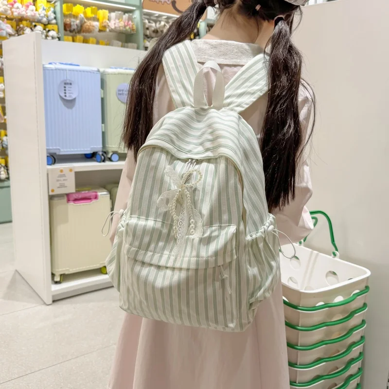 Stylish Striped Backpack Cute Stripe Print Daypack with Pendant Lightweight Knapsack Commute Backpack for Girls Back-to-school