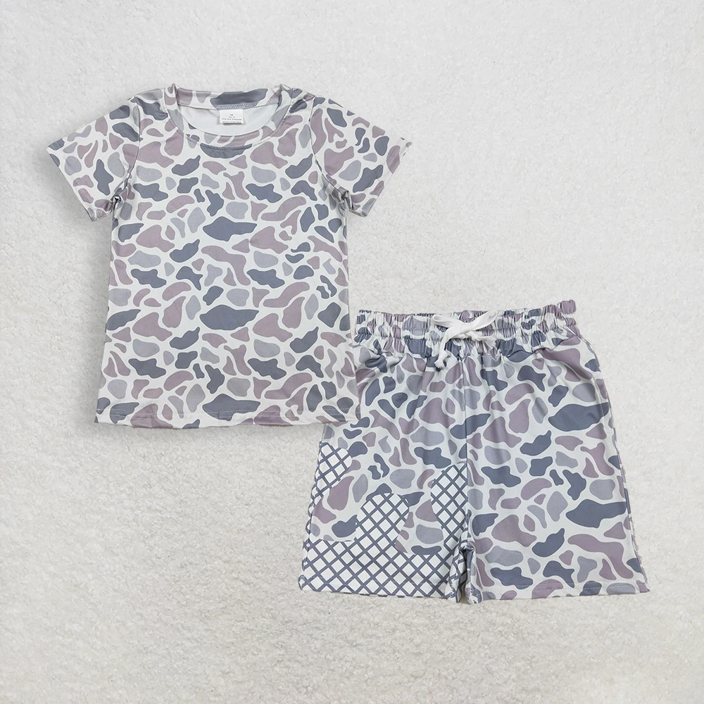 conjunto-de-verao-para-meninos-com-camiseta-verde-de-manga-curta-e-calcas-xadrez-com-bolsos-para-criancas