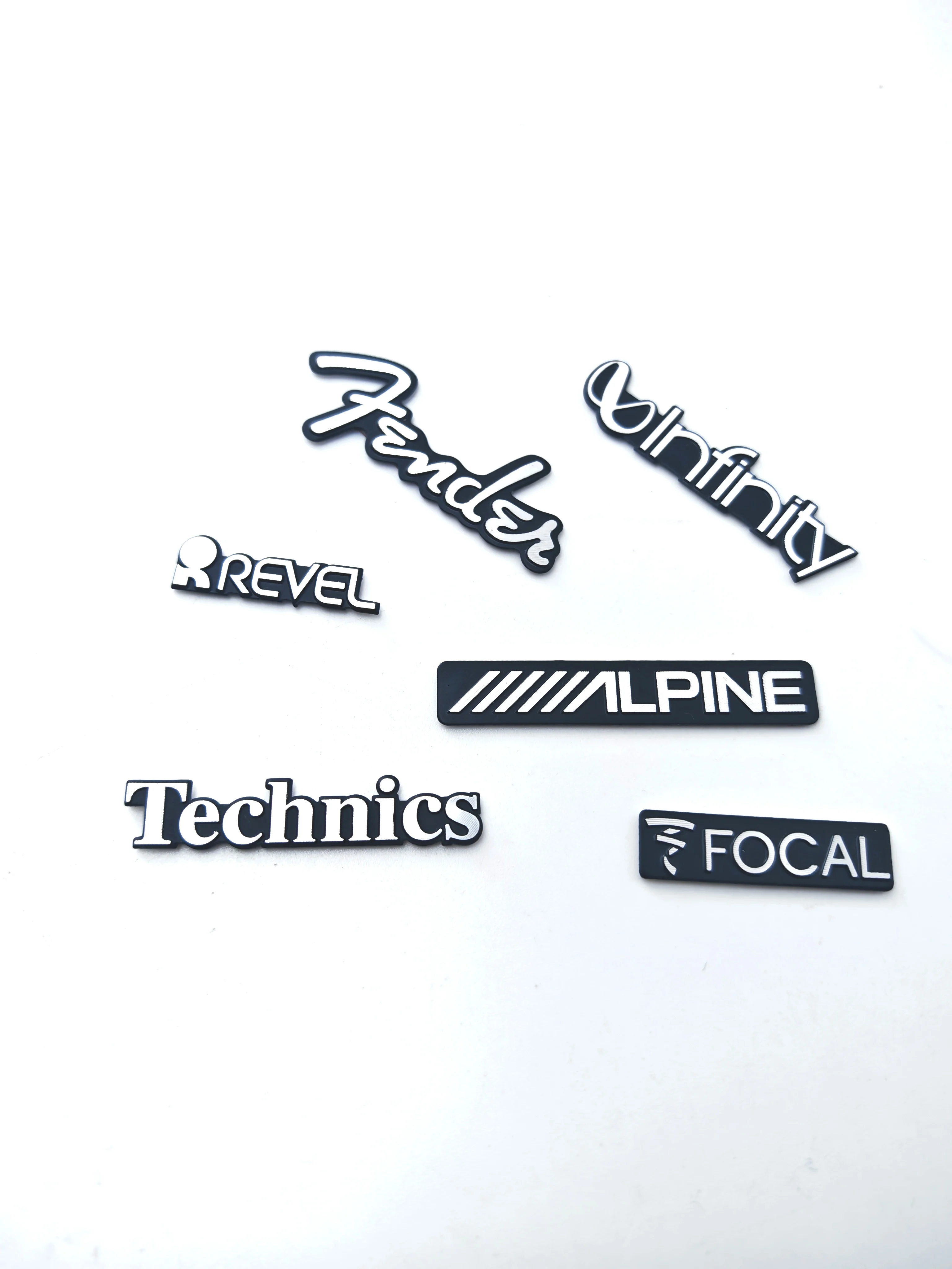 Wholesale 3D Metal Audio Badge Infinity Fender Revel Alpine Focal Technics Car Speaker Sticker Auto Interior Decoration Emblem