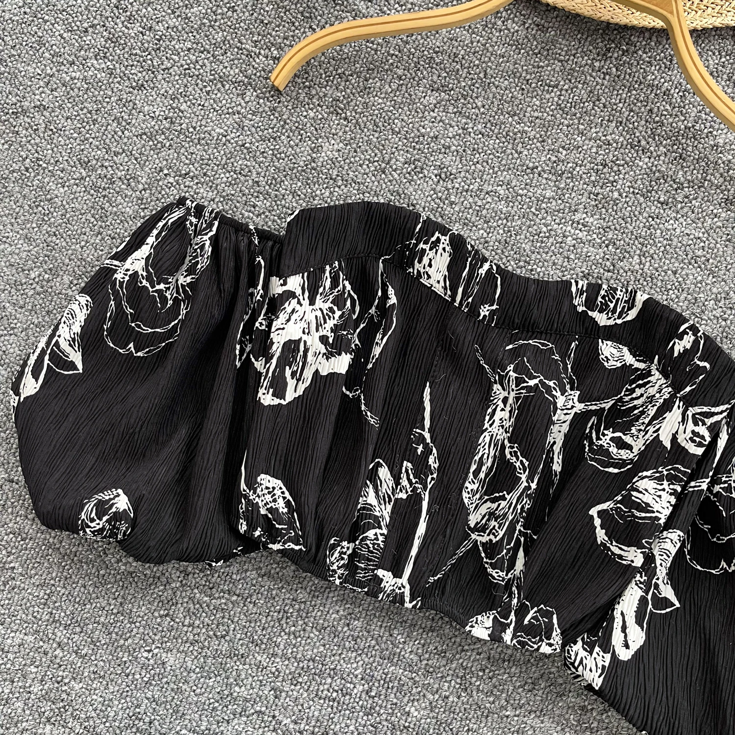 Vintage Elegant sweet print Off Shoulder puff sleeve Blouse Fashion Shirt Casual Chic Top Fairy Summer Women