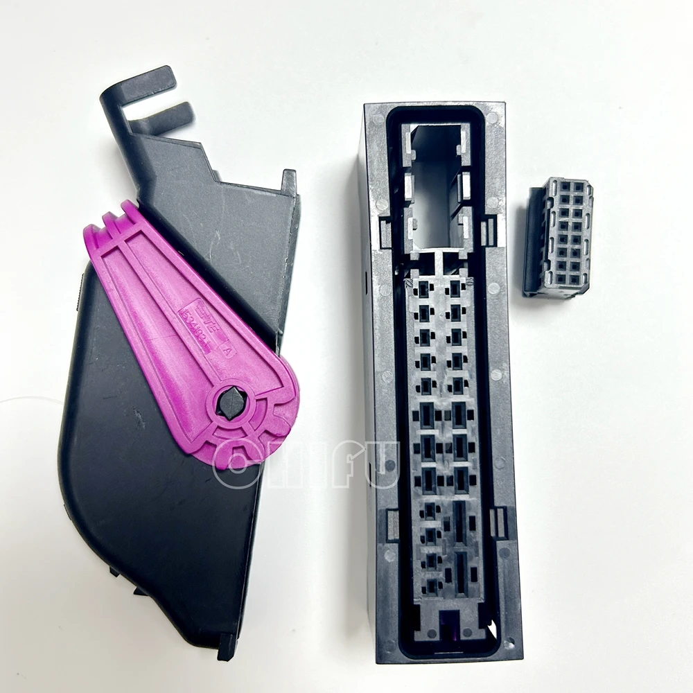 Conector de cable de potencia 4E0971636 para Mercedes-Benz Berlin: Evaluación técnica y uso práctico