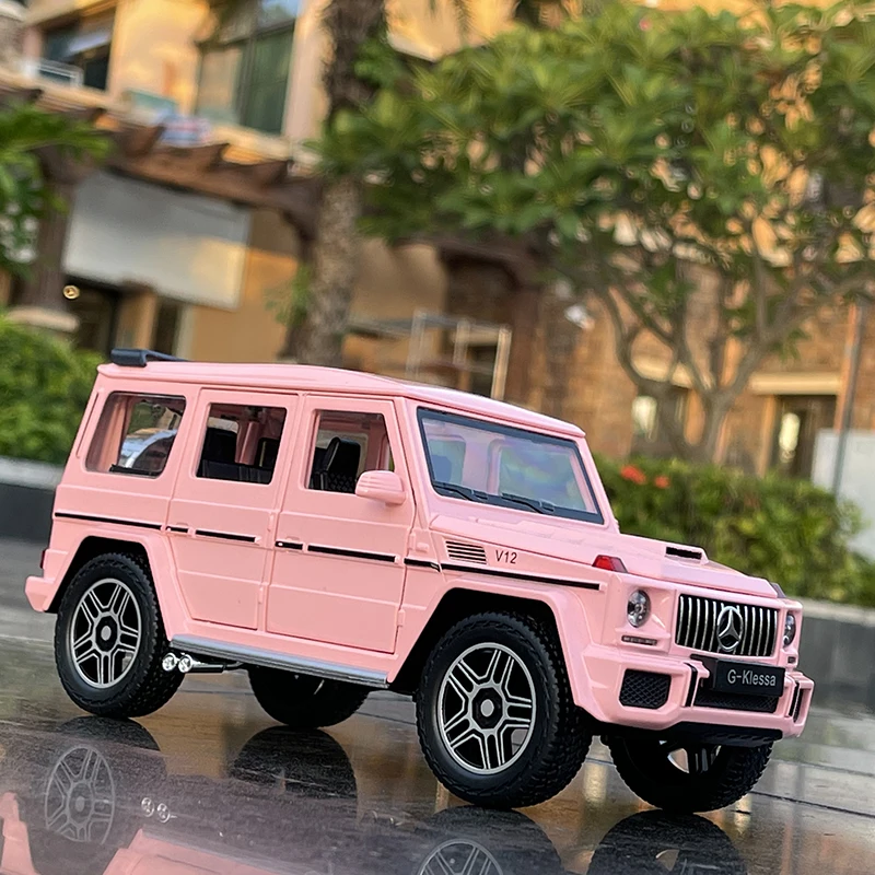 1/24 G63 modello di auto in lega diecast giocattolo veicoli fuoristrada in metallo tirare indietro modello simulazione suono e collezione di luci regalo giocattolo per bambini