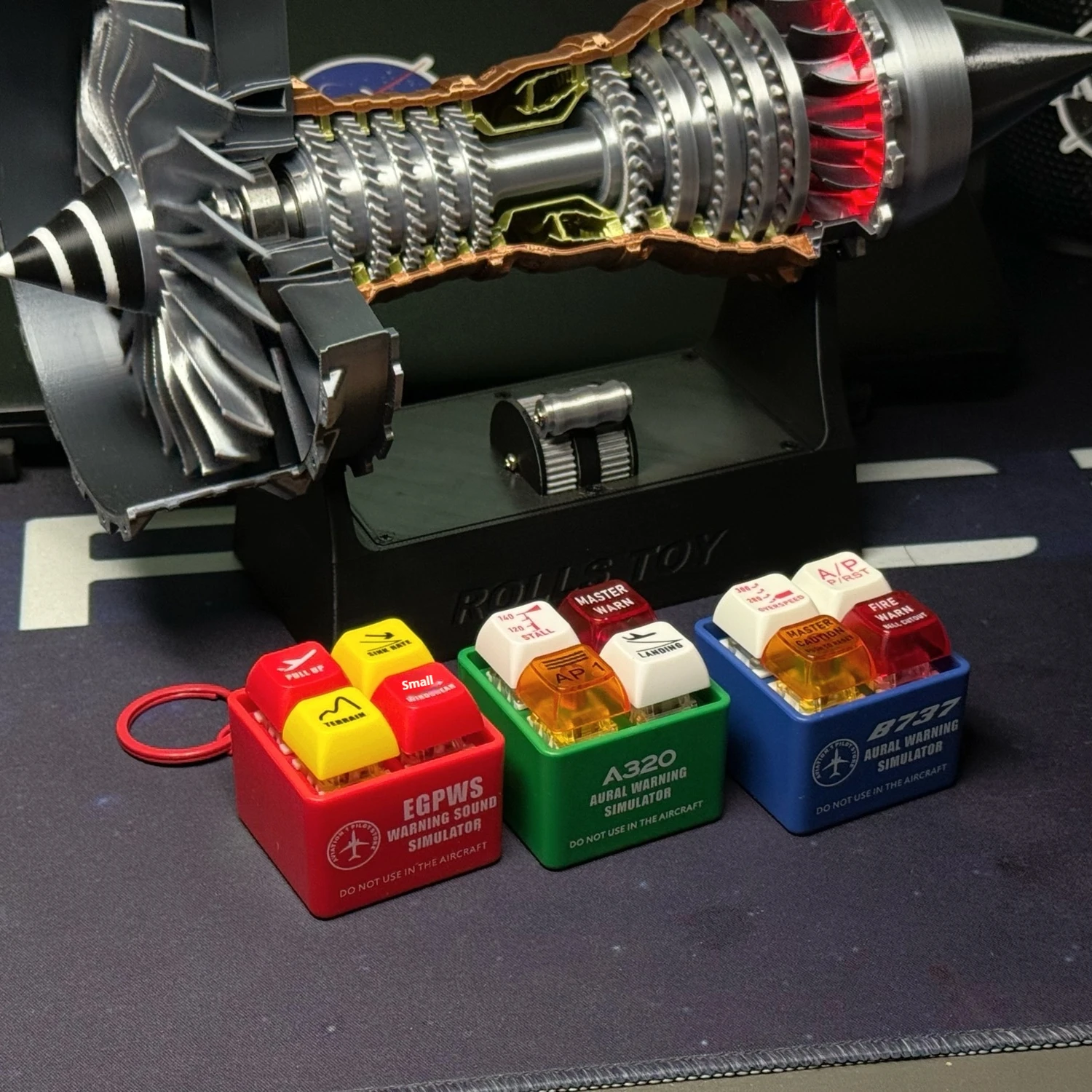 طائرة جديدة بوينغ 737 ايرباص EGPWS A320 تحذير الصوت محاكي الطيار المفاتيح زر الصوت ديكور المنزل الحرف نموذج مصغر #2