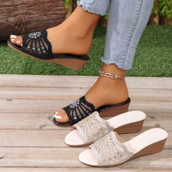 Women Flats Slippers 2024 Summer New Outdoors Sandals Casual Luxury Designer Slippers Lightweight Breathable Slides Women