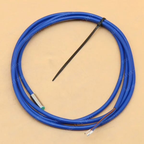 

1 шт. для индуктивного датчика Nj15-8gm-n, новый, новый, оригинальный, Spot Plc