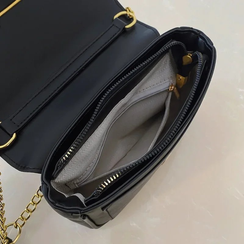 2025 Bolso nuevo para mujer: cadena con remaches de alta calidad, un solo hombro/bandolera, se adapta a trajes/pantalones de cuero