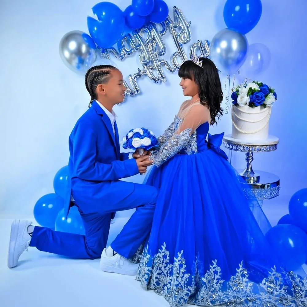 فستان فتاة الزهور لحفلات زفاف الأمراء الزرقاء الملكية المخصصة، فستان التواصل الأول مزين بالدانتيل بأكمام كاملة لعيد ميلاد الطفل