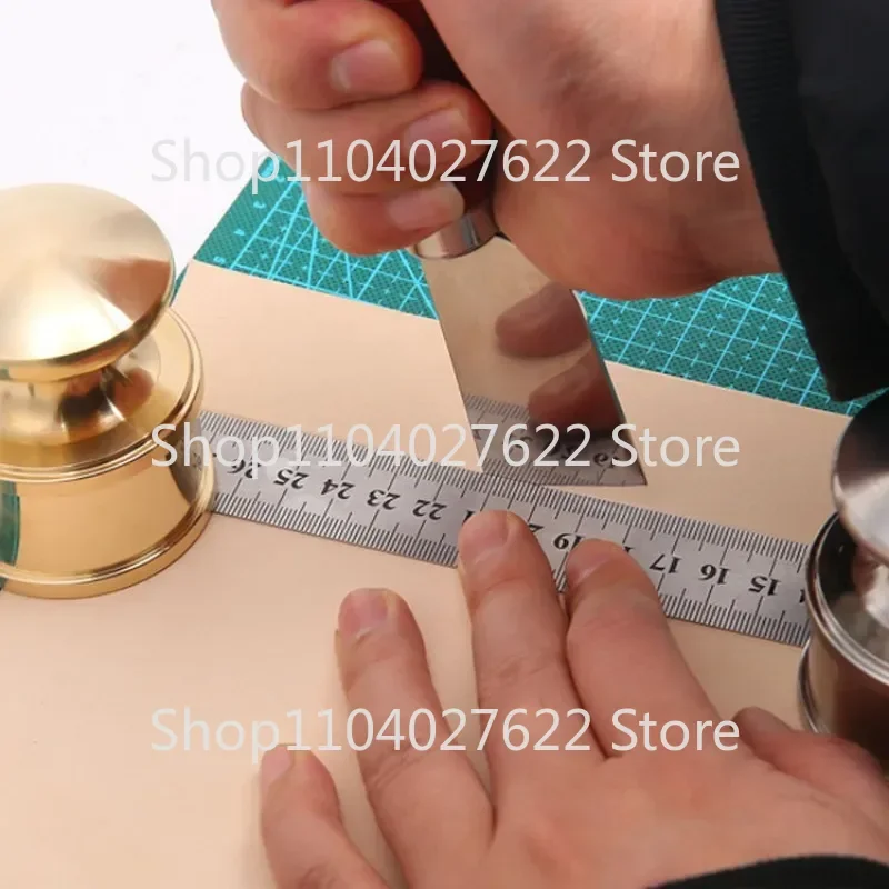 Murcia Town-Main en Cuir Pur Cuivre Acier Inoxydable, Laiton Massif, 1kg, Artisanat Rapide, Outil Carimplanté à la Peau, Pressage DIY, 1Pc