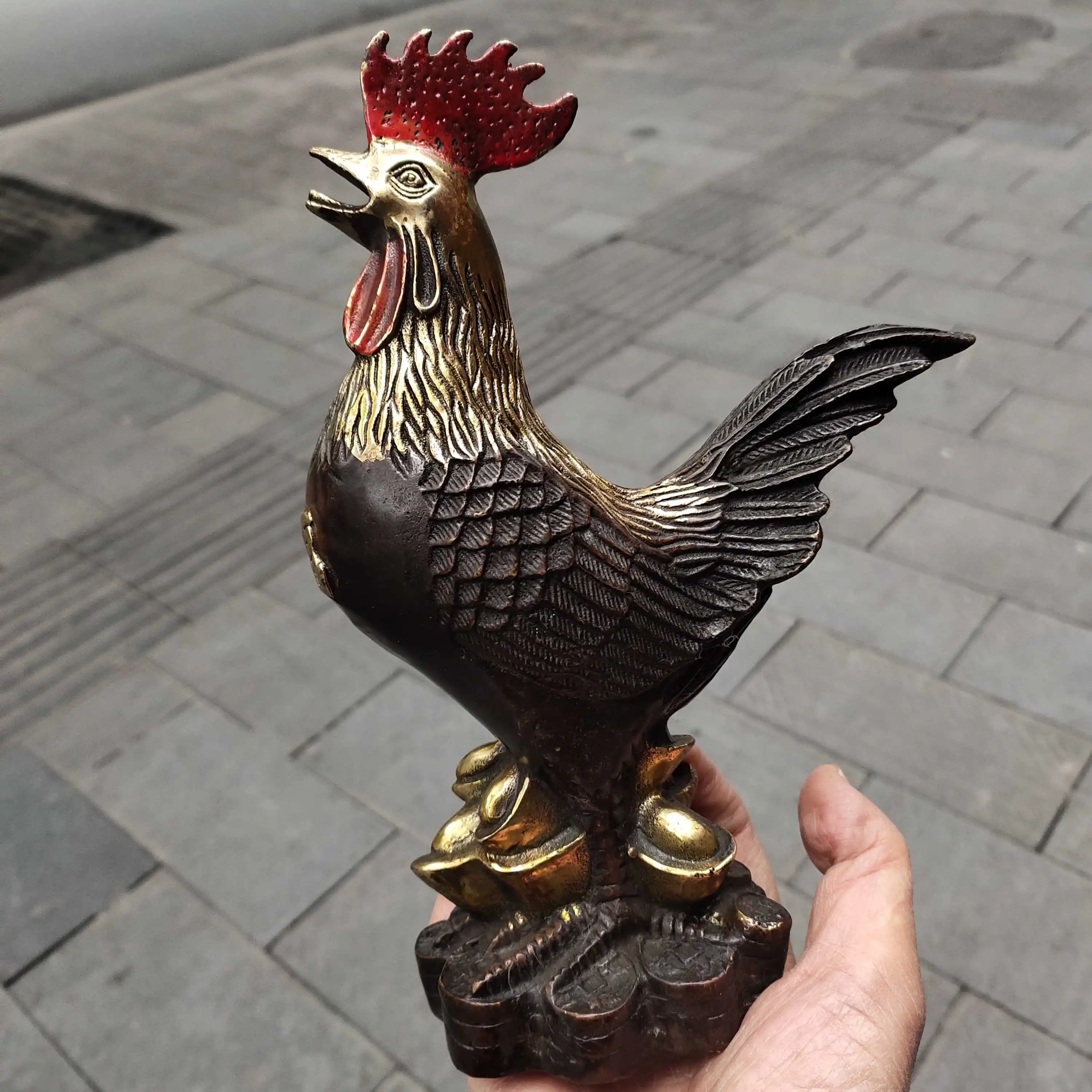 

Antique Bronze Ware Collection Antique pure copper gilded rooster wrapped in paste, exquisite craftsmanship, exquisite home and