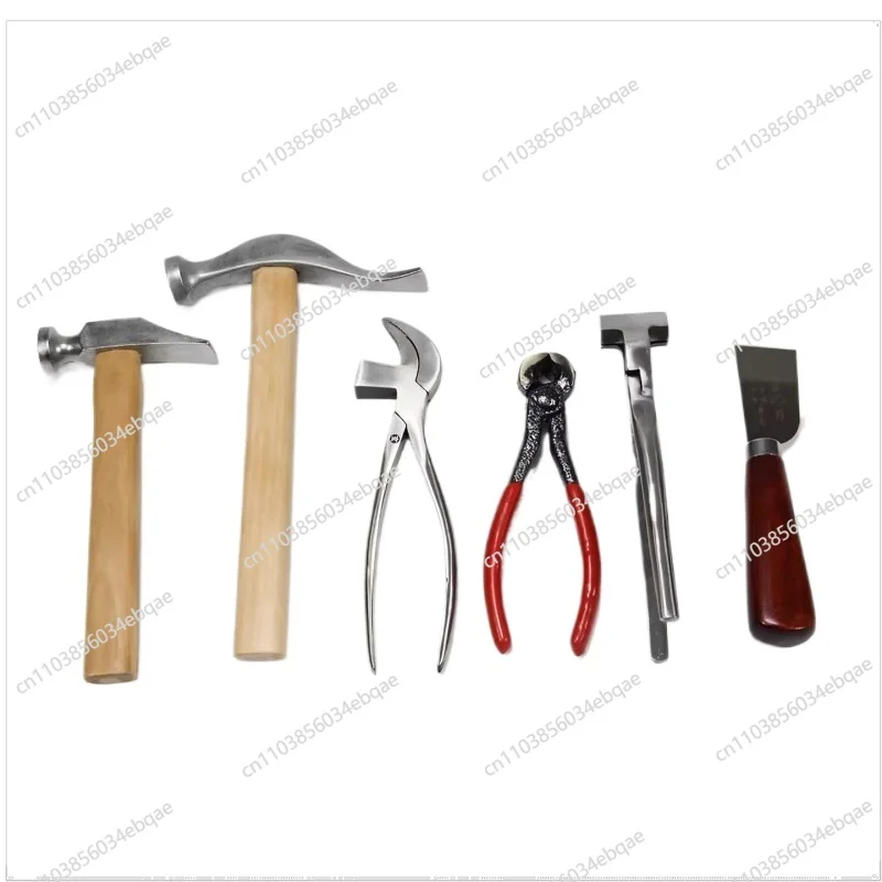 

Набор материалов для изготовления обуви Goodyear ручной работы.