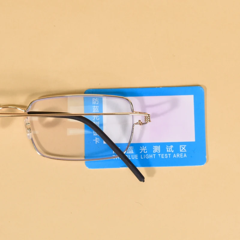 Superleichte Lesebrille für Herren, blaues Licht blockierendes Brillengestell, schraubenlose Brillen + 100 + 200 + 300 – Detail 16