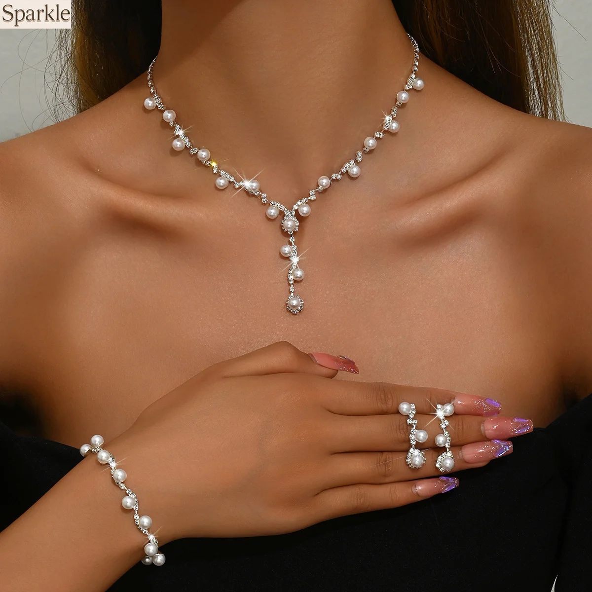 

Simple Claw-Chain Pearl Flower Jewelry Set for Women Necklace Earrings Bracelet Fashion Jewelry Accessory Girls Luxury Gift