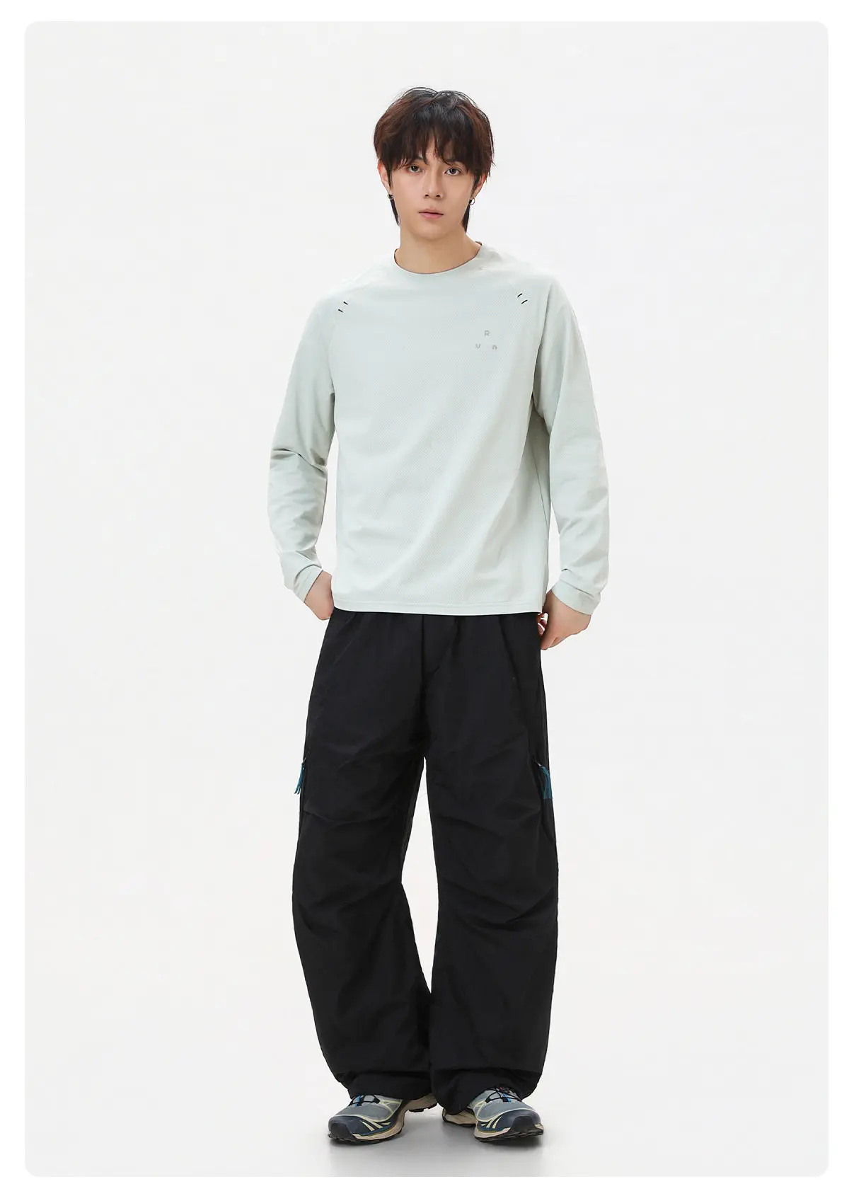 Minimalistischer Slim-Fit Sportpullover für Herren – Atmungsaktives Langarm-Oberteil für Fitness, Outdoor & Freizeit – Detail 19