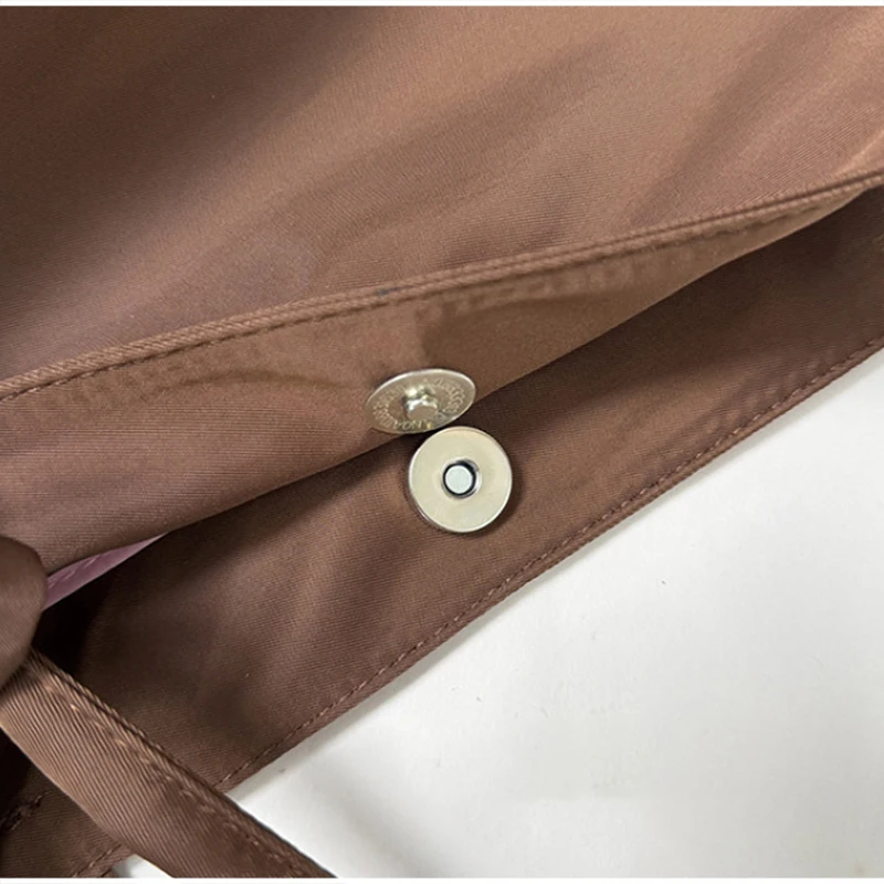 Minimalistische Nylon-Umhängetasche mit passender Handtasche, leichte, vielseitige Damen-Unterarmtasche, einfarbige Alltagstasche – Detail 4