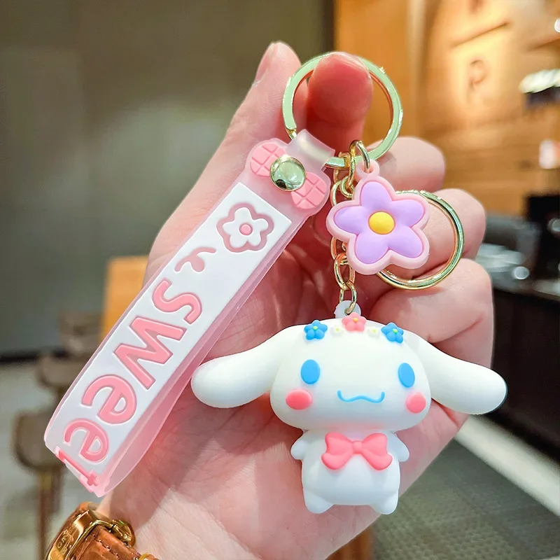 Llavero Kawaii Sanrio de dibujos animados, llavero de Cinnamoroll, llavero de mochila, colgante, adornos, accesorios, joyería, regalos para amigos