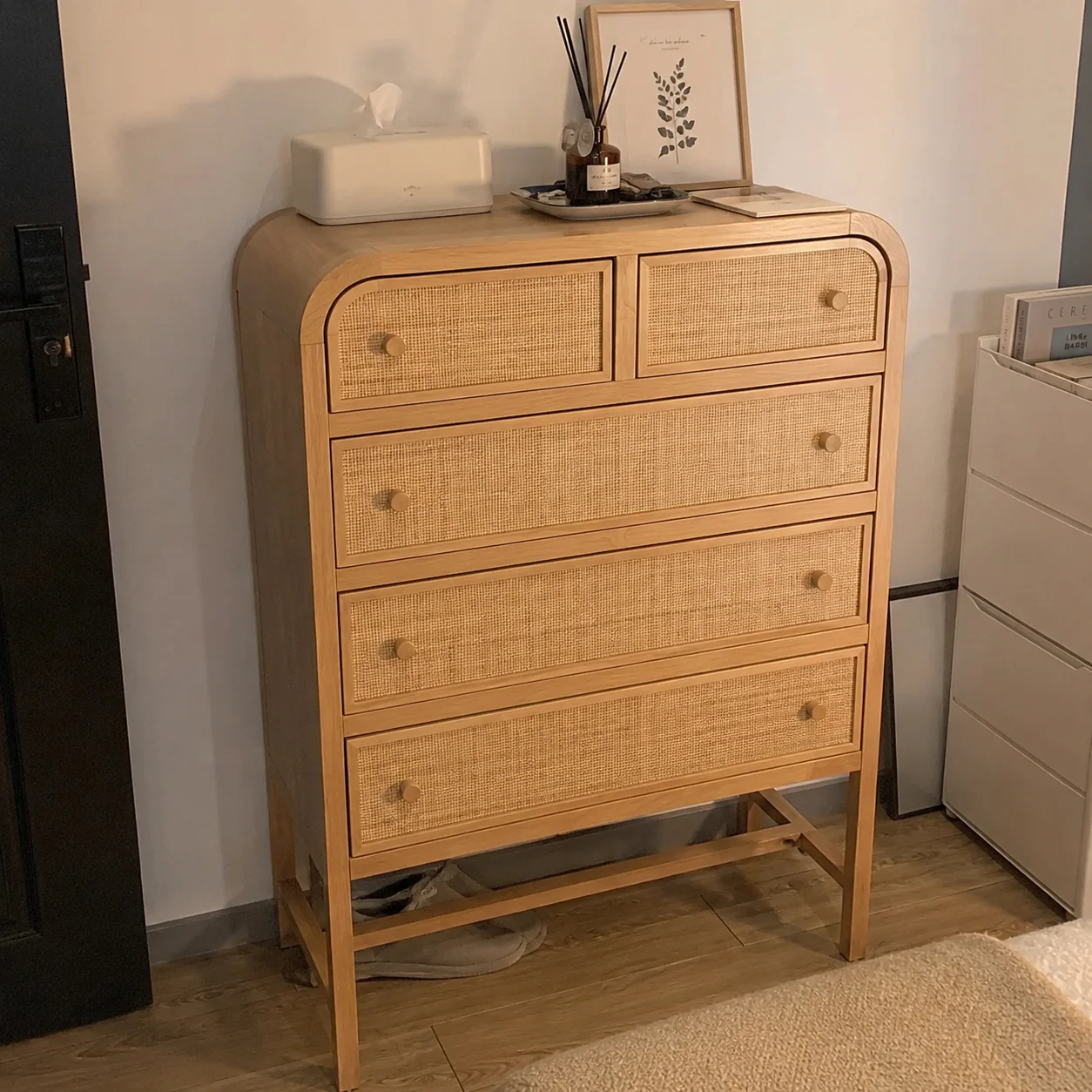 AOLIVIYA Bedroom Bedside Table Nightstand Sofa Side Storage Cabinet Solid Wood Drawer Shelf Modern Minimalist Cream Walnut