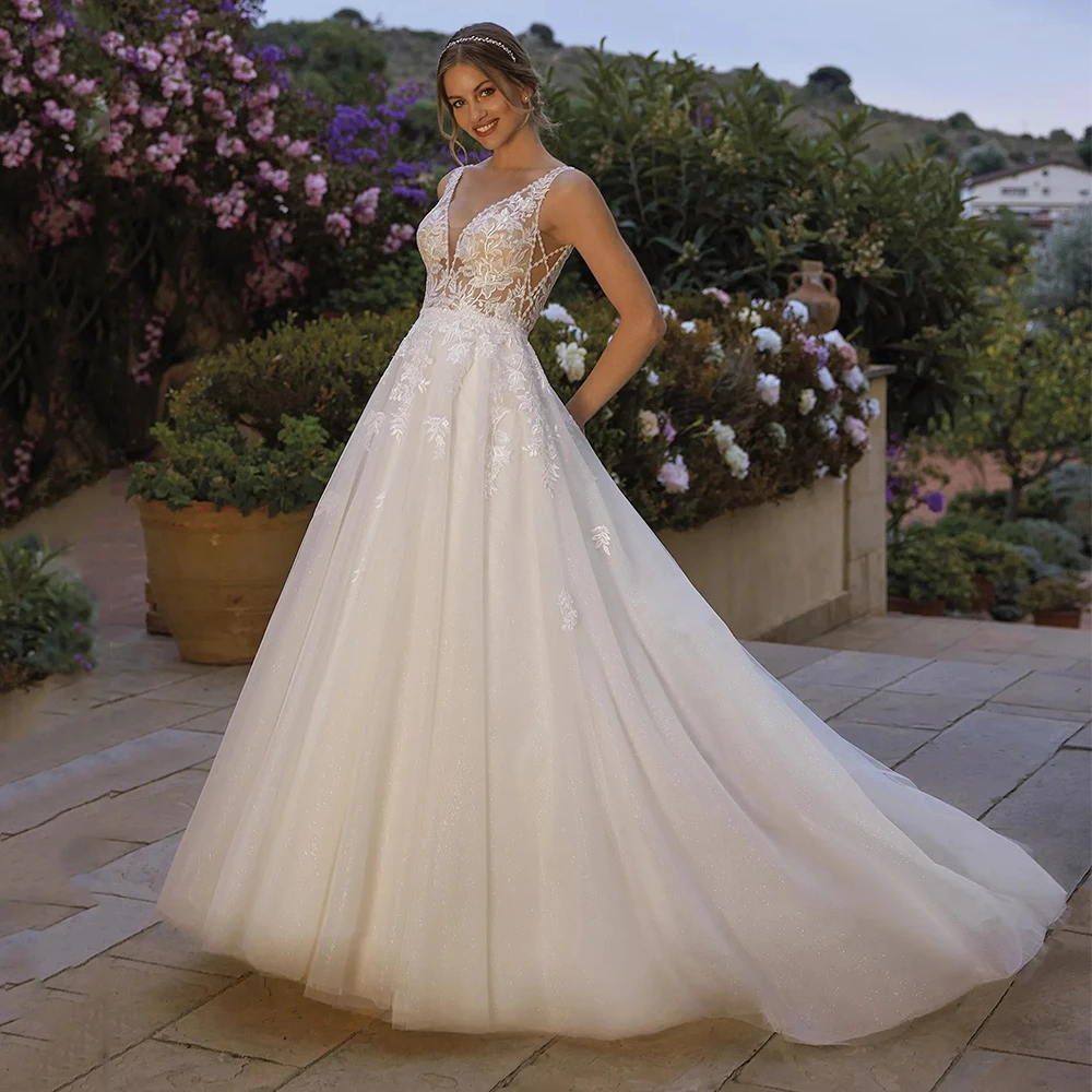 

Exquisite Sparkly Tulle A-line Wedding Dresses for Brides Sexy Open Back Sweep Train Appliques V-neck Sleeveless Bridal Gowns