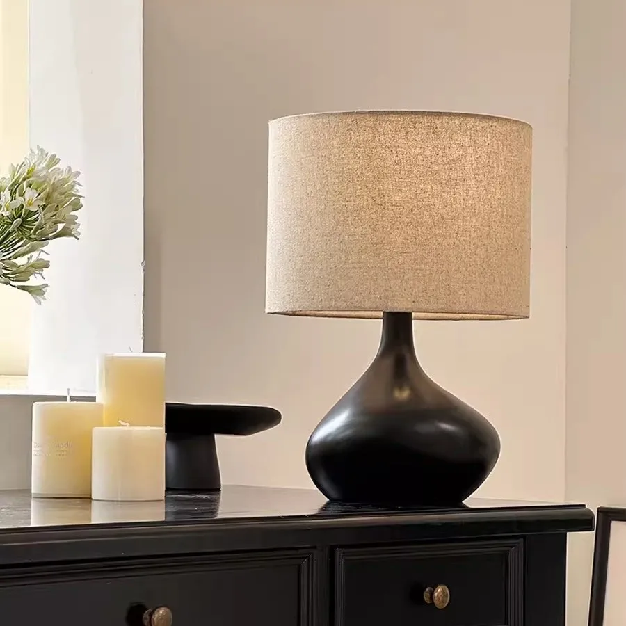 Simple desk lamp B & B bedroom living room side cabinet decorative bedside lamp