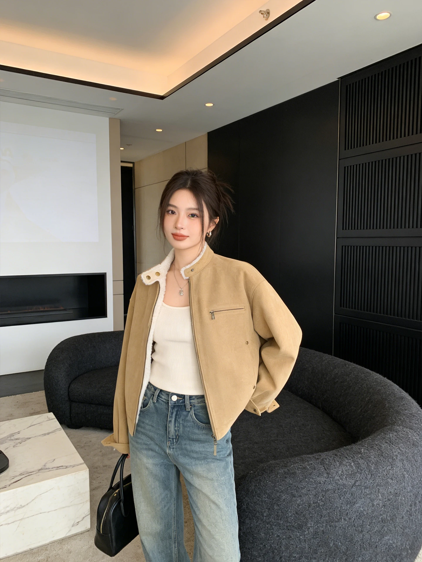 

Утепленная замшевая куртка цвета хаки для женщин, свободного кроя, зимнее пальто, теплое, комфортное, универсальное короткое пальто/верхняя одежда от Li Xing