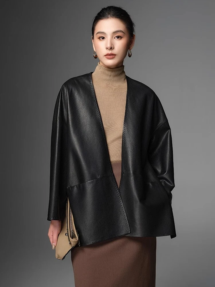 

V-neck Black Genuine Leather Jackets for Women Autumn Winter 2026 New High-end Simple Deer-patterned Real Goatskin Leather Coat