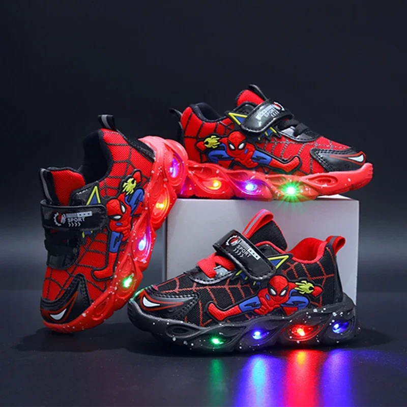 Zapatos luminosos con luz Led para niños y niñas, zapatillas informales de dibujos animados, Spiderman, deportivas para correr, primavera y otoño, novedad