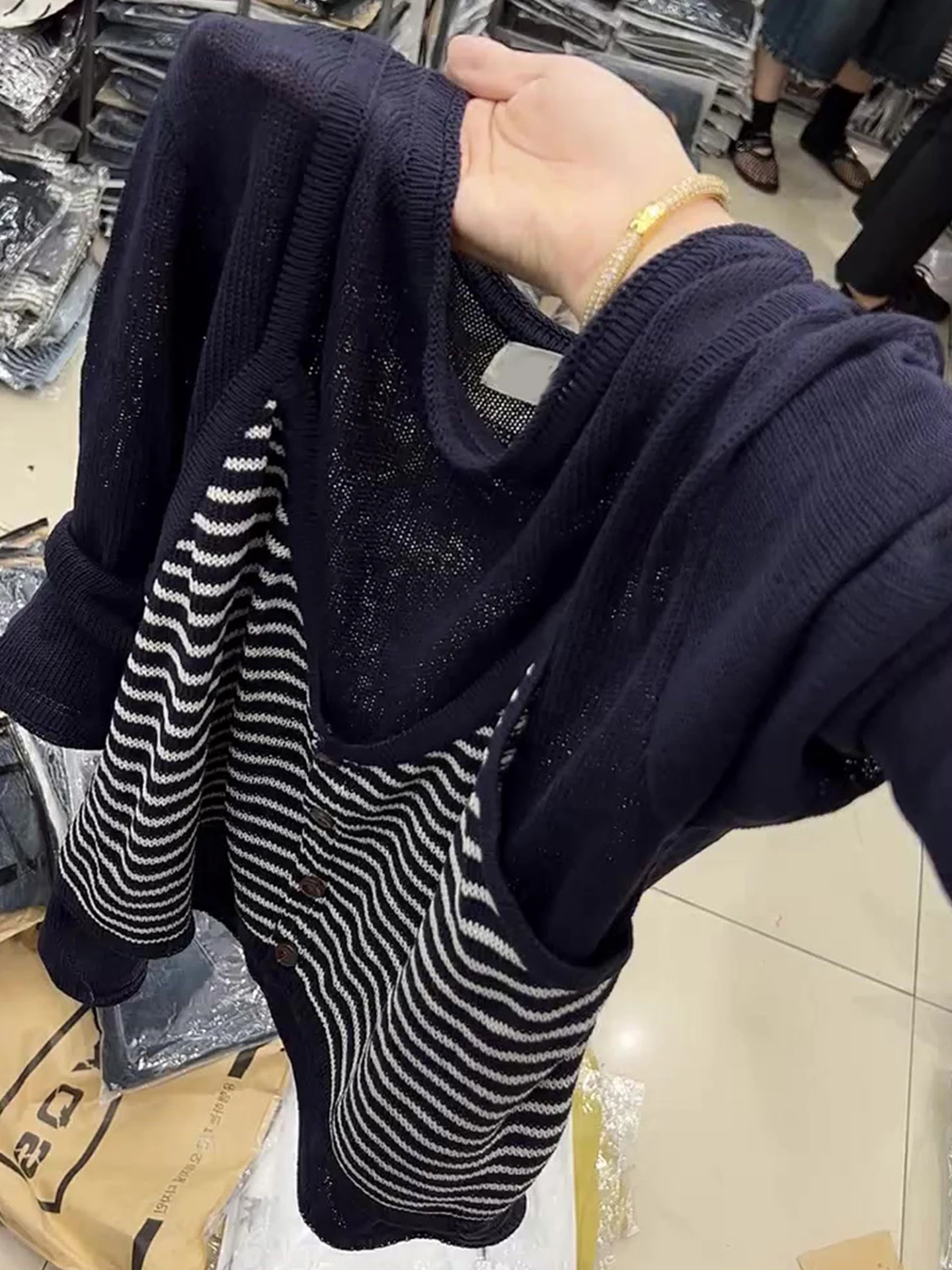 

Faionable Color Blo Knitted Top Trendy Design Korean Sle Long Sve Crew Ne Fake Two-Piece Base irt Autumn 2025