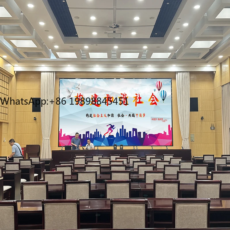 

P2.5 Indoor Full-Color LED Video Wall Panel Screen Modular Design for Retail Store Elevator Wayfinding Exhibitions Education