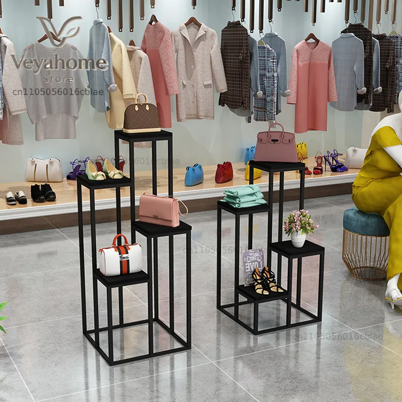 Clothing store window display rack decorative women's clothing store bag display rack Nakajima high and low