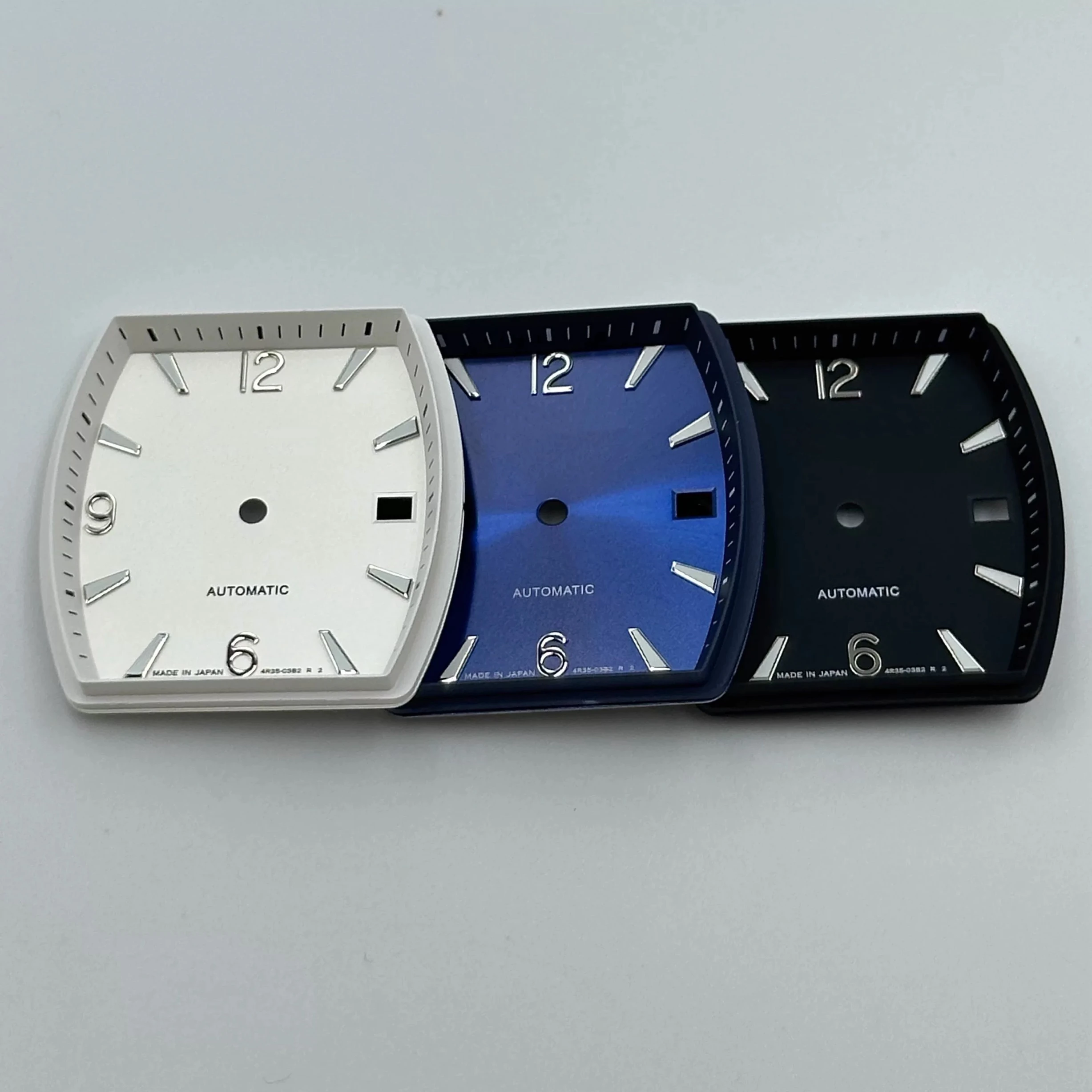 

31.5mm and 32.30mm S-marked date dial, suitable for NH35 Japanese automatic movement S-marked watch parts.
