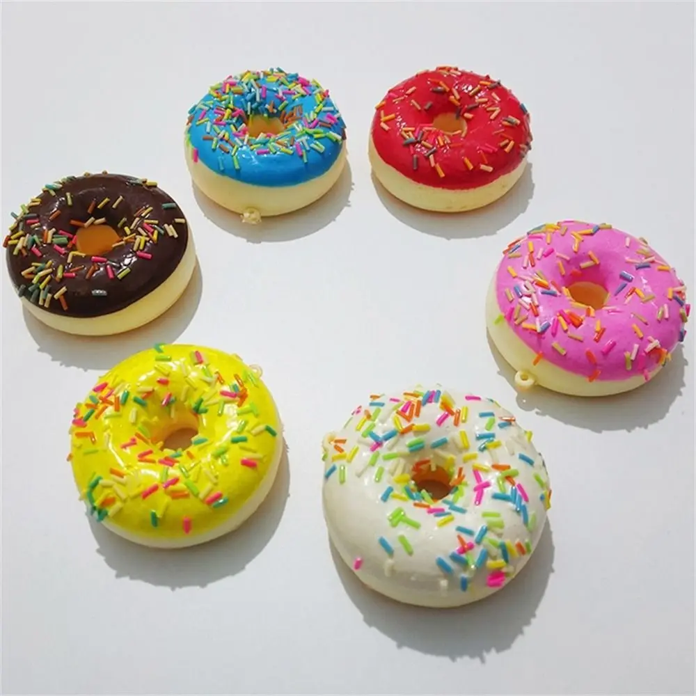 Kunstmatige Donut 6.2 cm/2.4in Model Voedsel Nieuwigheid Speelgoed Simulatie Taart Donut Kegel Speelgoed Simulatie Donuts Knijp Speelgoed