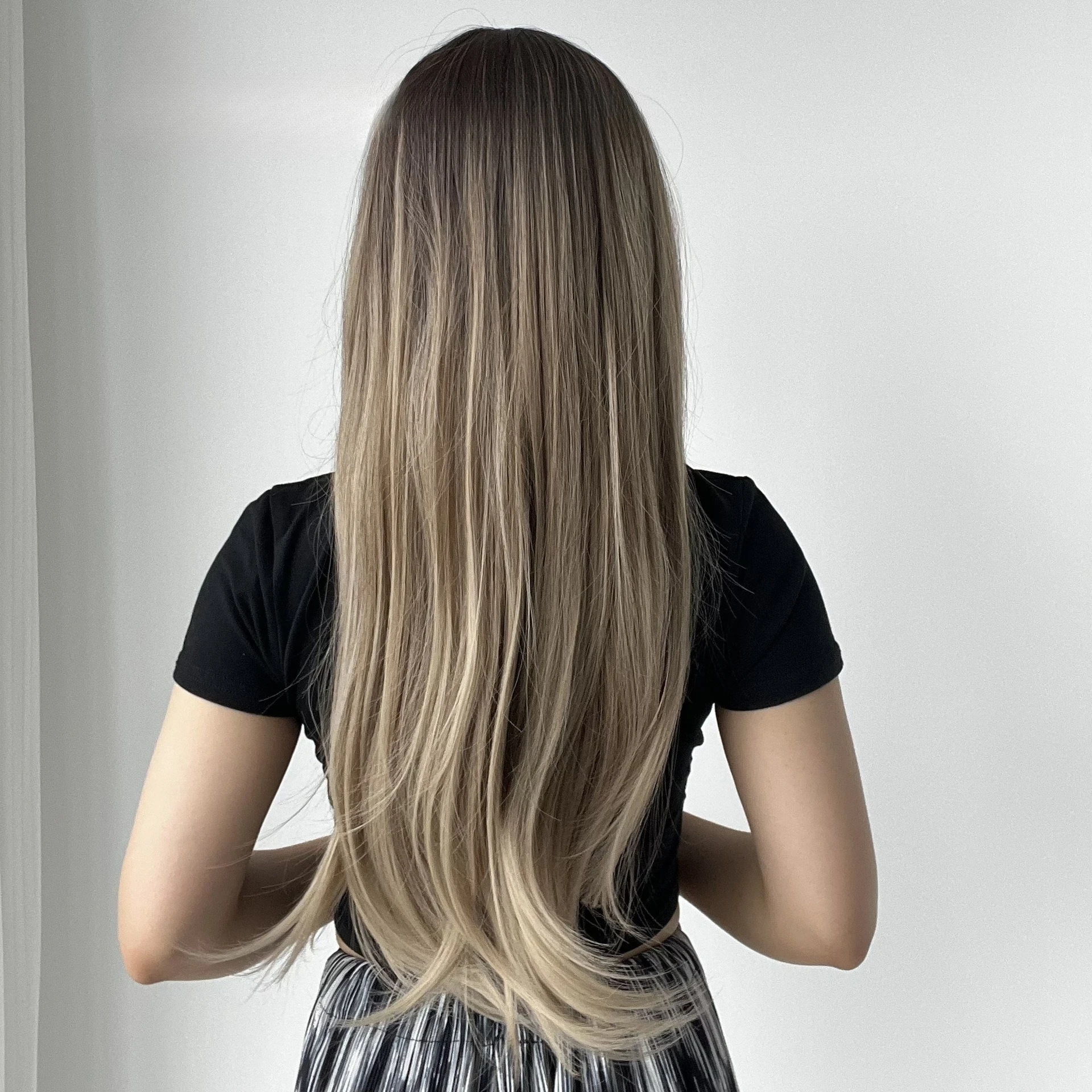 باروكات أوروبية وأمريكية للنساء ذات ثمانية أحرف، شعر بني متغير تدريجي، شعر مستعار حريري ذهبي بدرجة حرارة عالية، غطاء رأس ستراي #4