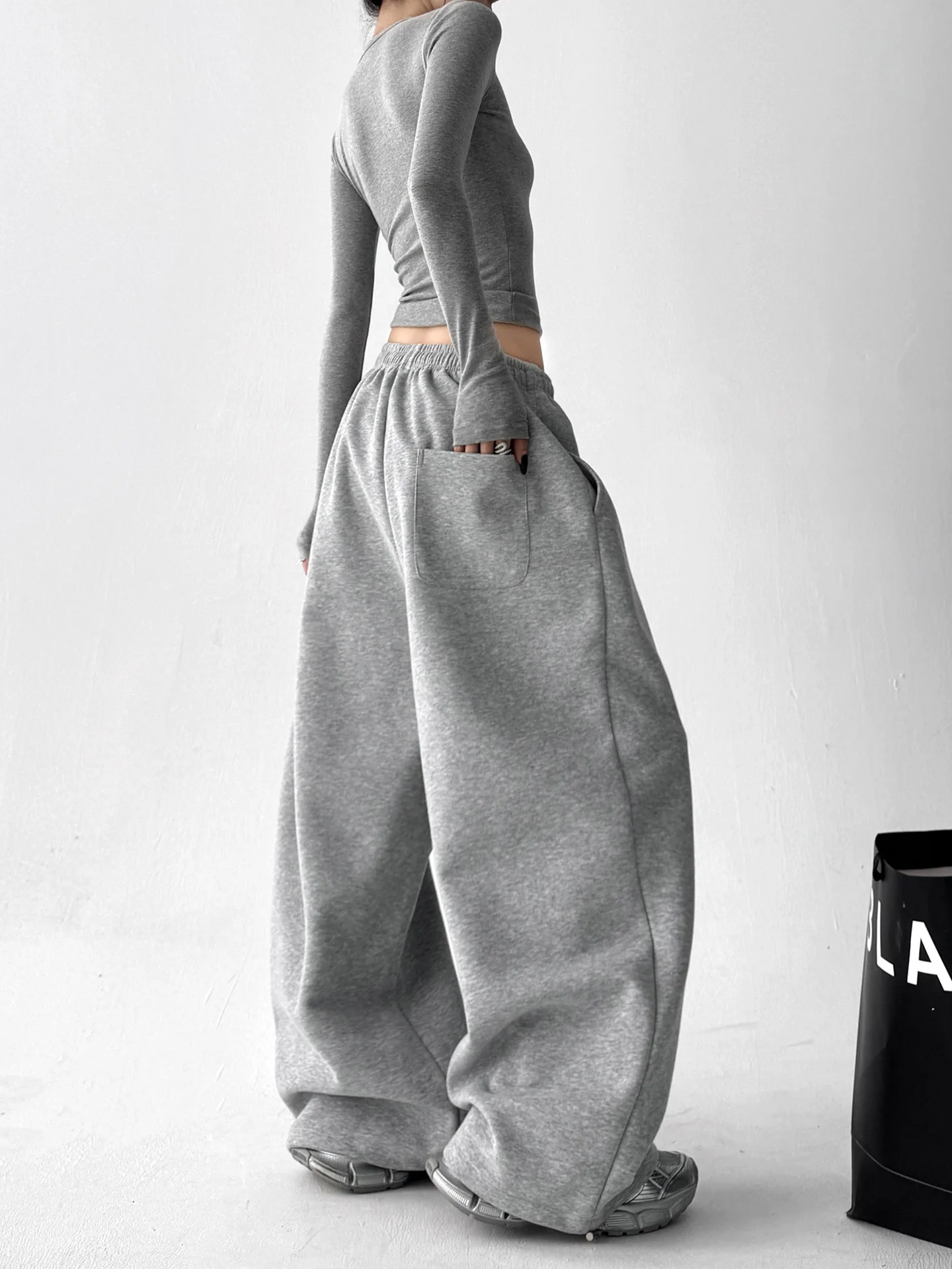 2026 New Women's Vintage Korean Baggy Sweatpants Autumn Loose Wide Leg Streetwear Casual Zipper Fly Female Trousers