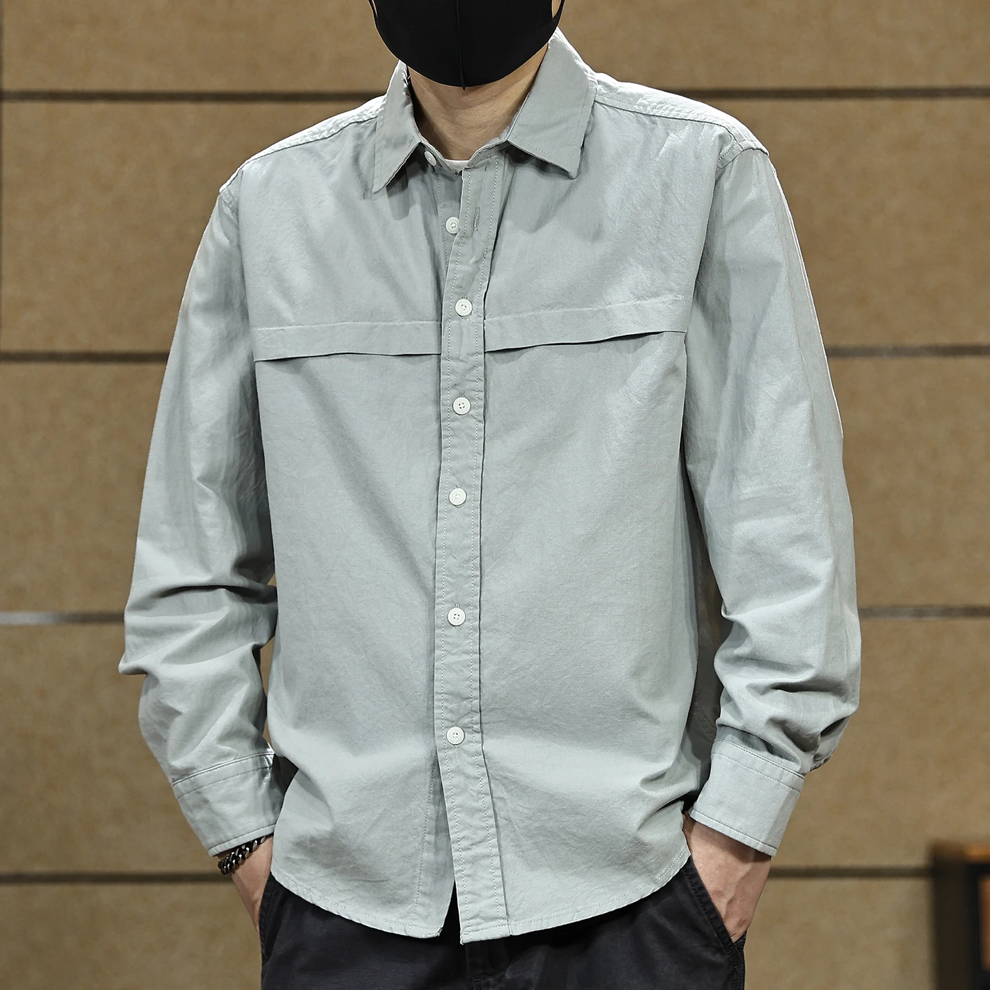 เสื้อเชิ้ตแขนยาวสีพื้นสไตล์อเมริกันระดับไฮเอนด์สำหรับผู้ชาย ฤดูใบไม้ผลิและฤดูใบไม้ร่วงใหม่ เสื้อแจ็คเก็ตเชิ้ตแบบลำลองเรียบง่ายสำหรับผู้ชาย