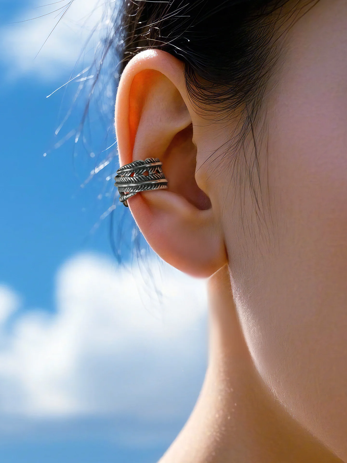 YUKI 925 Sterling Silver Fashionable Unisex Feather Ear Cuff No Piercing Required Trendy Earring Accessory for Trendsetters
