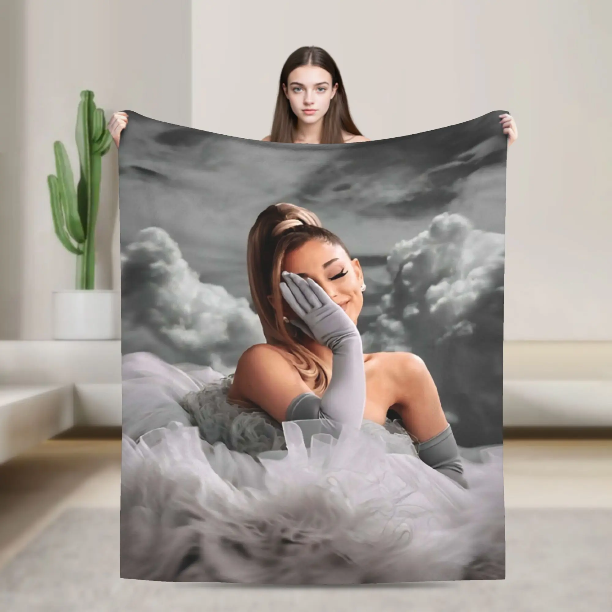 

Ariana Grande Blankets Flannel Vintage Breathable Throw Blankets for Home Restaurant All Season,