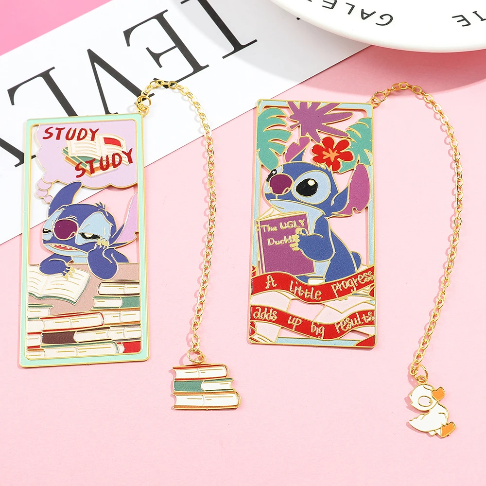 Cute Stitch Bookmark para amantes do livro, Cartoon Anime Fans, Metal Book Marks, Presentes de férias para pais para filhos