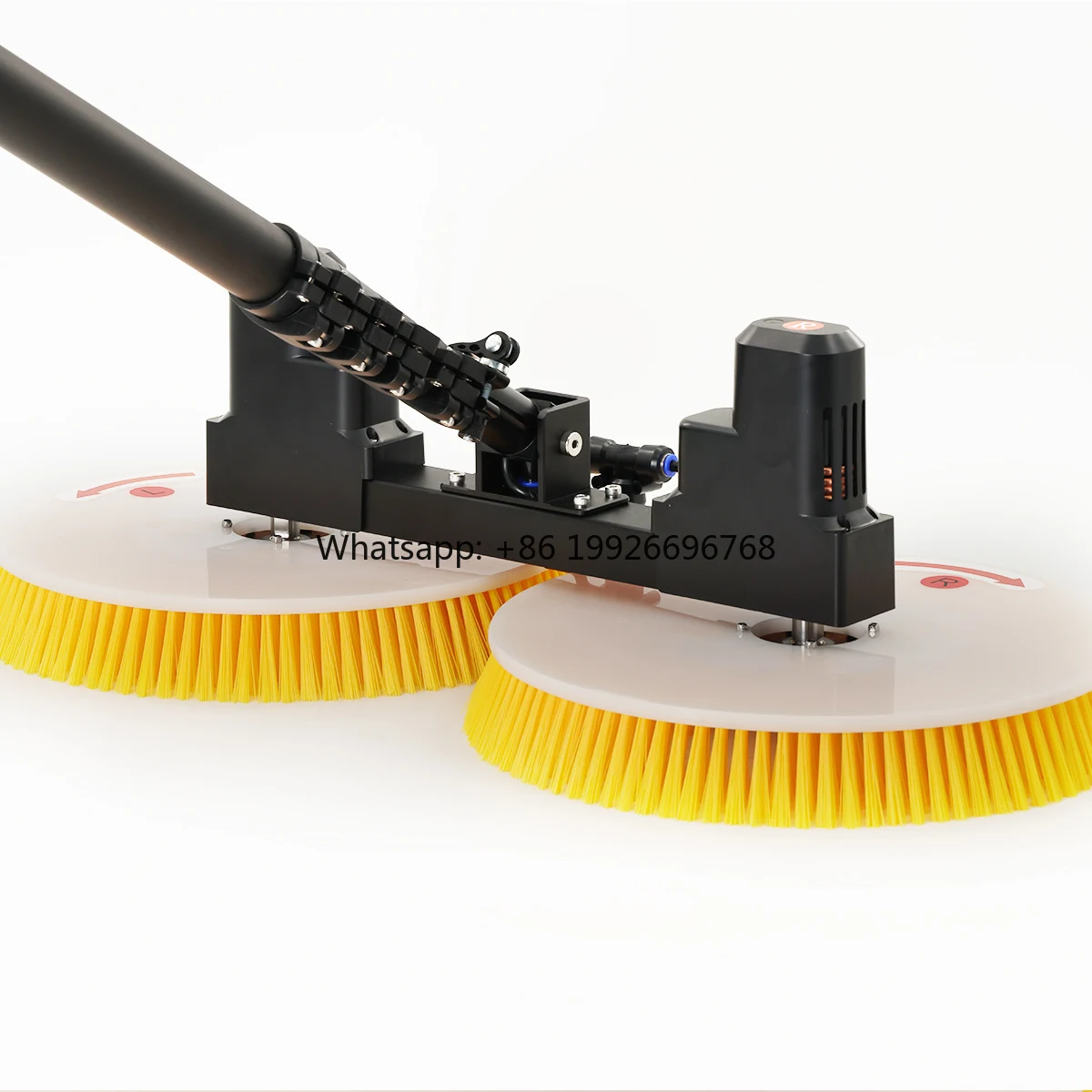 

Solar Panel Cleaning Brush Lightweight & Durable Aluminum Alloy Handle Soft Nylon/PP Bristles for Easy and Long-lasting Use