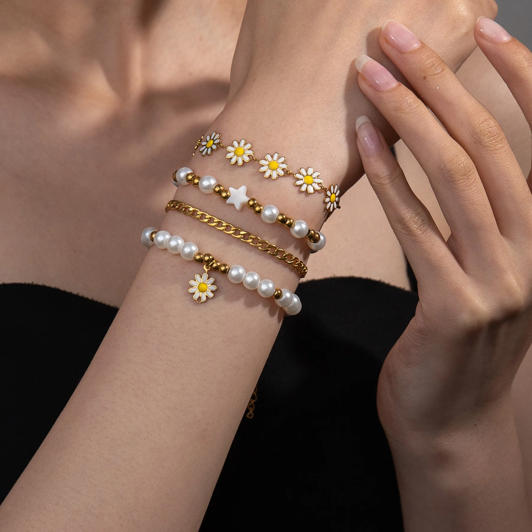 Trendy Fashion Daisy Bracelet Imitation Pearl Gold-Plated Beads For Women Baby Stainless Steel Handmade Bangle Jewelry Gifts