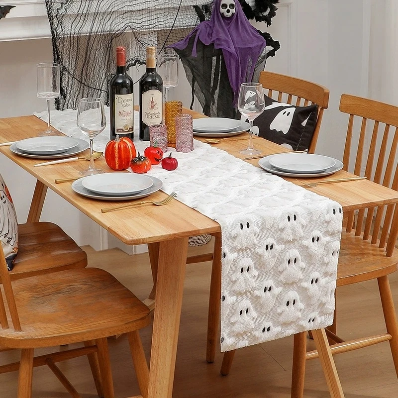 Halloween 3D Fluffy Ghost Table Runner Tufted‑Embroidered White Ghost Tablecloth Dining Table Runner Holiday Party Home Decor