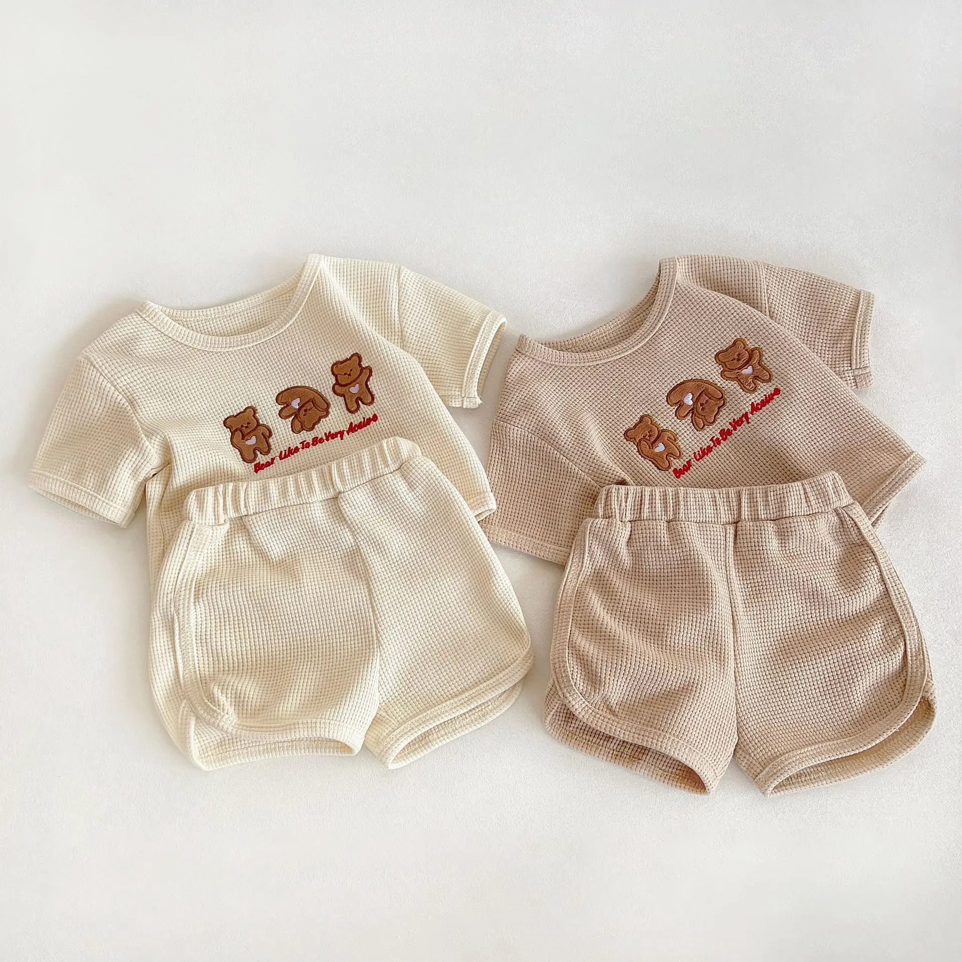 

1-3T Ins Cute Set Waffle Bear Embroidered Pullover Short Sleeve Girl Children's Clothes Boys Girls Suit