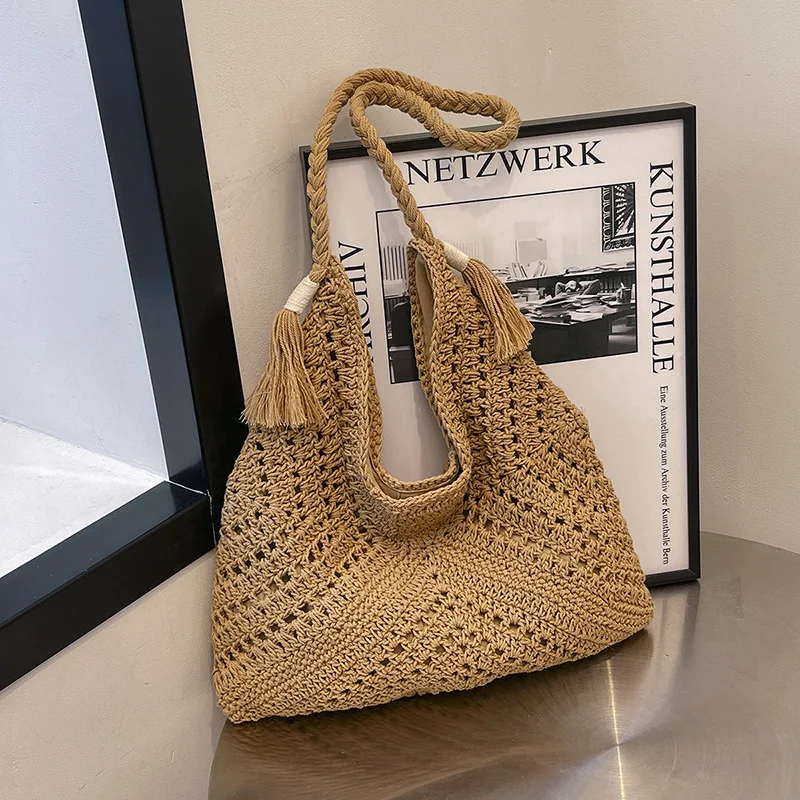 

Crochet Tassel Shoulder Bag Women Knitted Hollow Shoudler Bags for Women Bohemian Vacation Tote Bags Female Woven Handbags